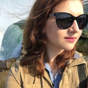 Meet your Posher, Katie